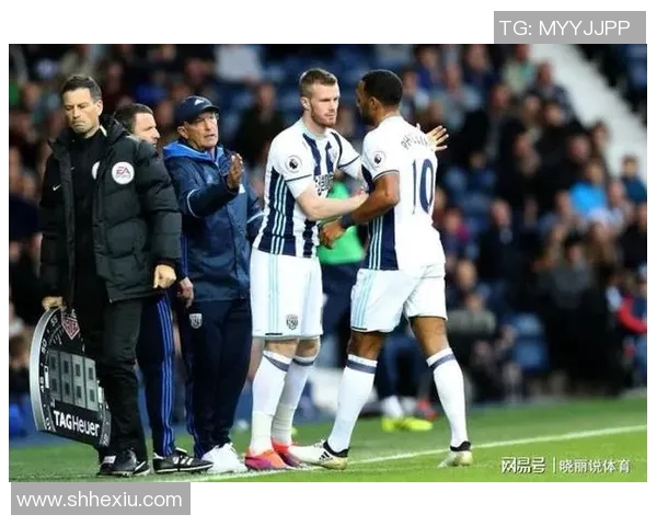 谢周三与查尔顿比赛因天气原因延期球迷期待新赛程安排